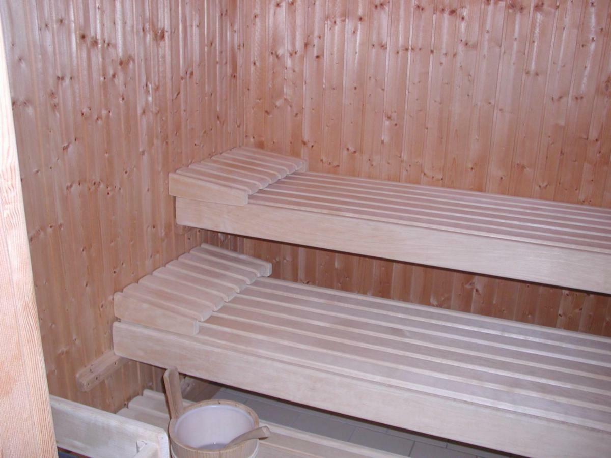 Gemuetliche 1Z Fewo In Schoenwald Mit Balkon, Schwimmbad, Sauna, Fitness Extérieur photo